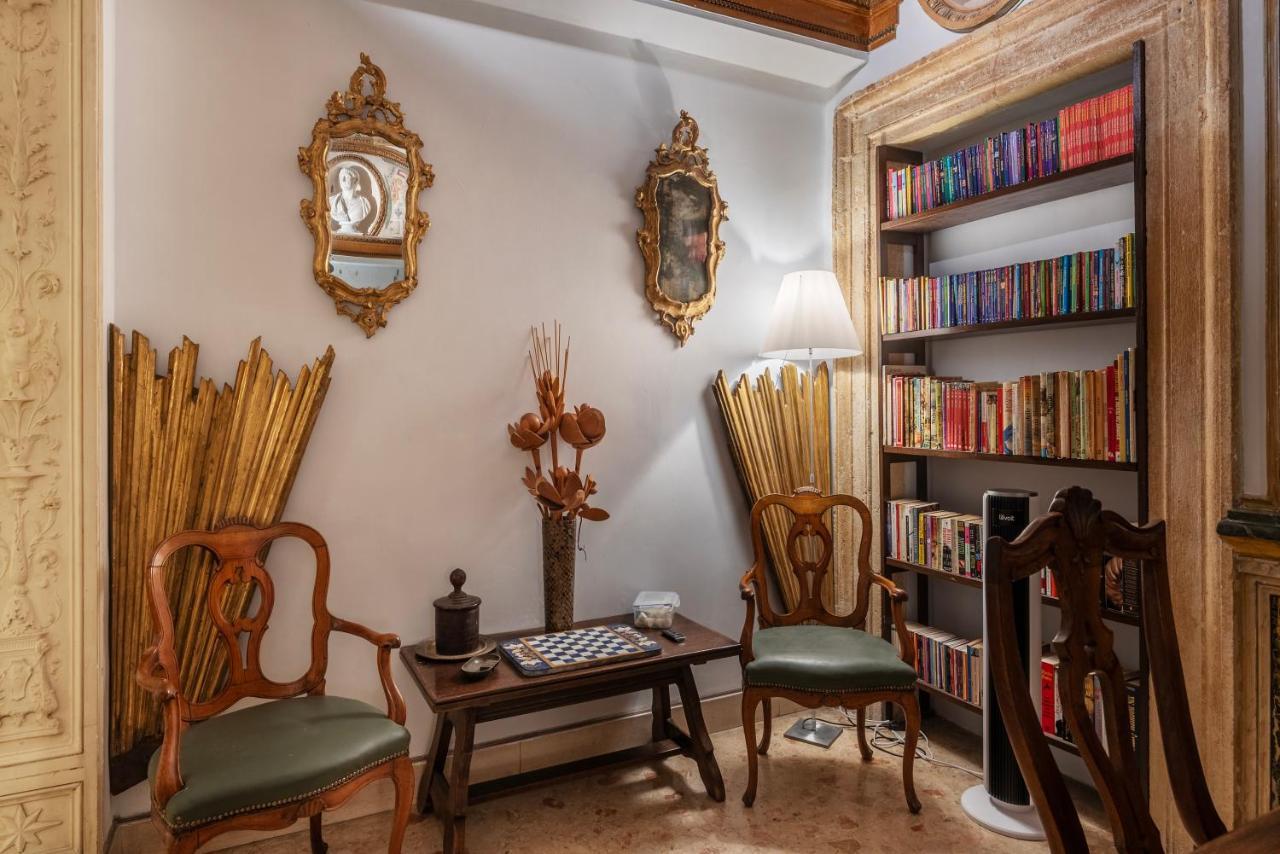 Pantheon Apartment - L'Angolo Nascosto Dei Quadri Rom Exteriör bild