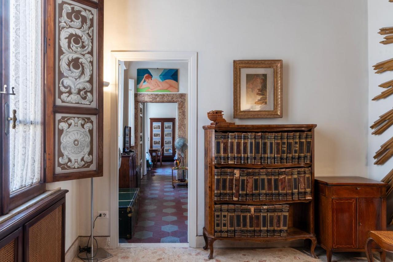 Pantheon Apartment - L'Angolo Nascosto Dei Quadri Rom Exteriör bild